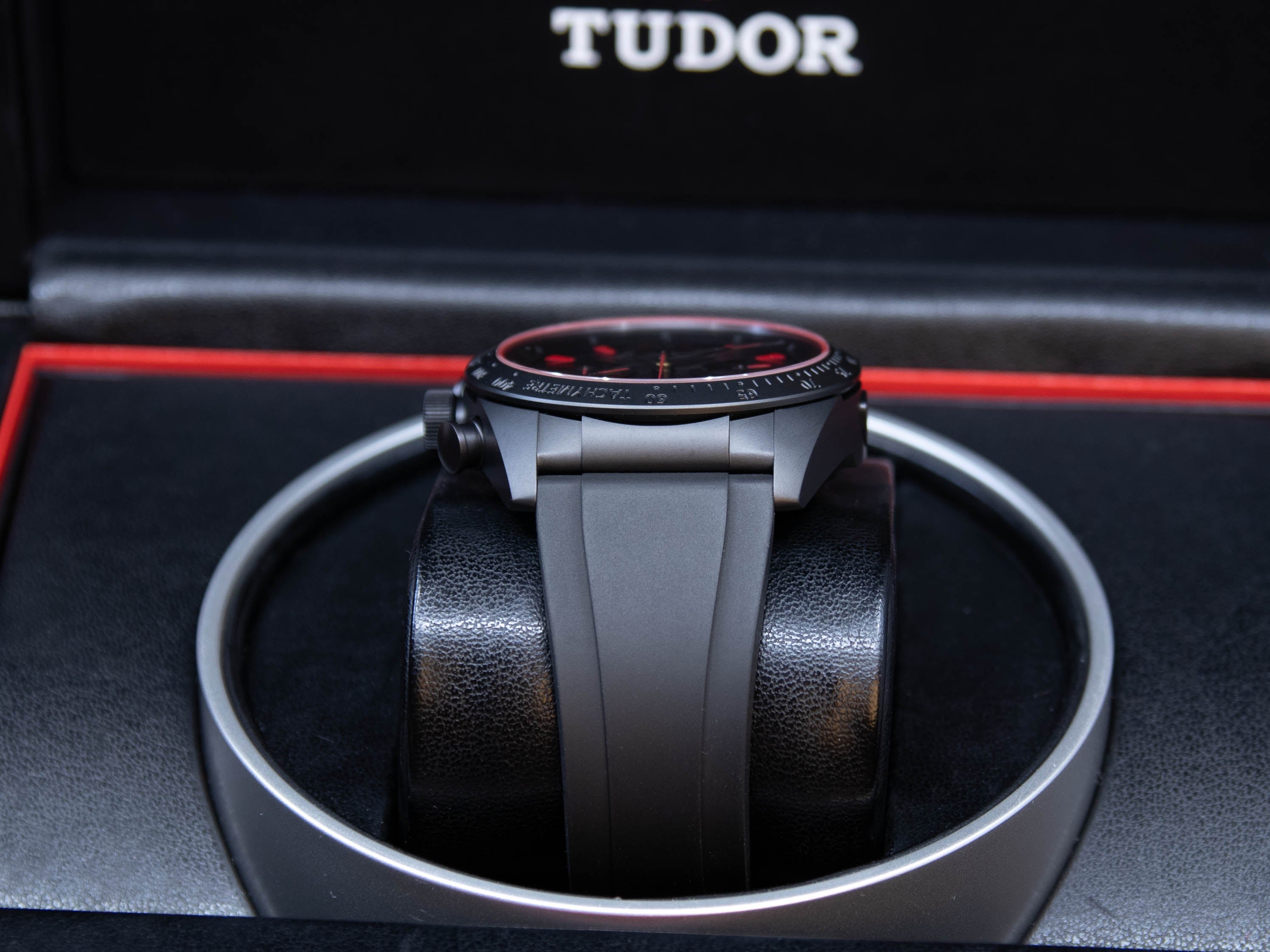 Tudor BlackShield Fastrider Ceramique 42mm 03/2014 ref.M42000CR